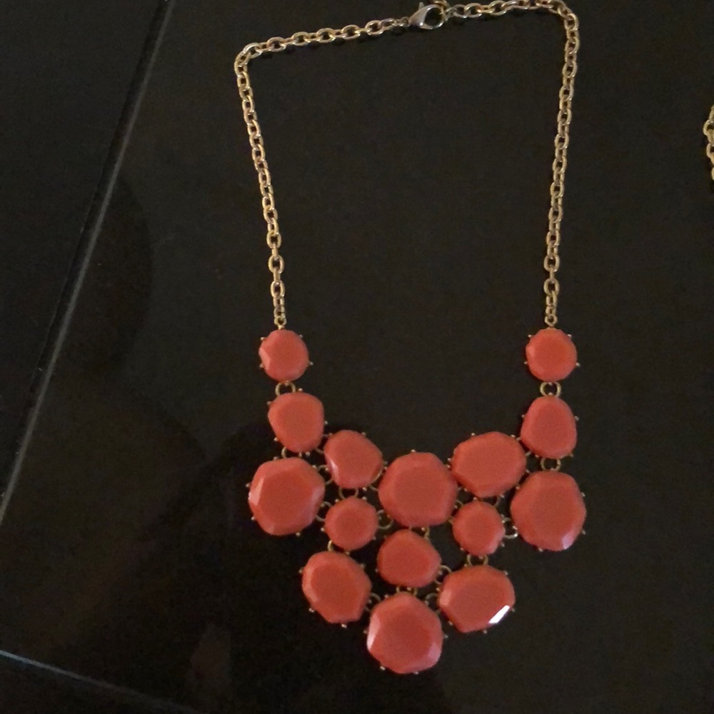 Statement necklace
